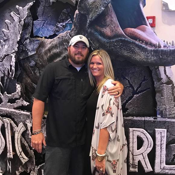 Meet your Posher, Carrie - Picture 1 of 1